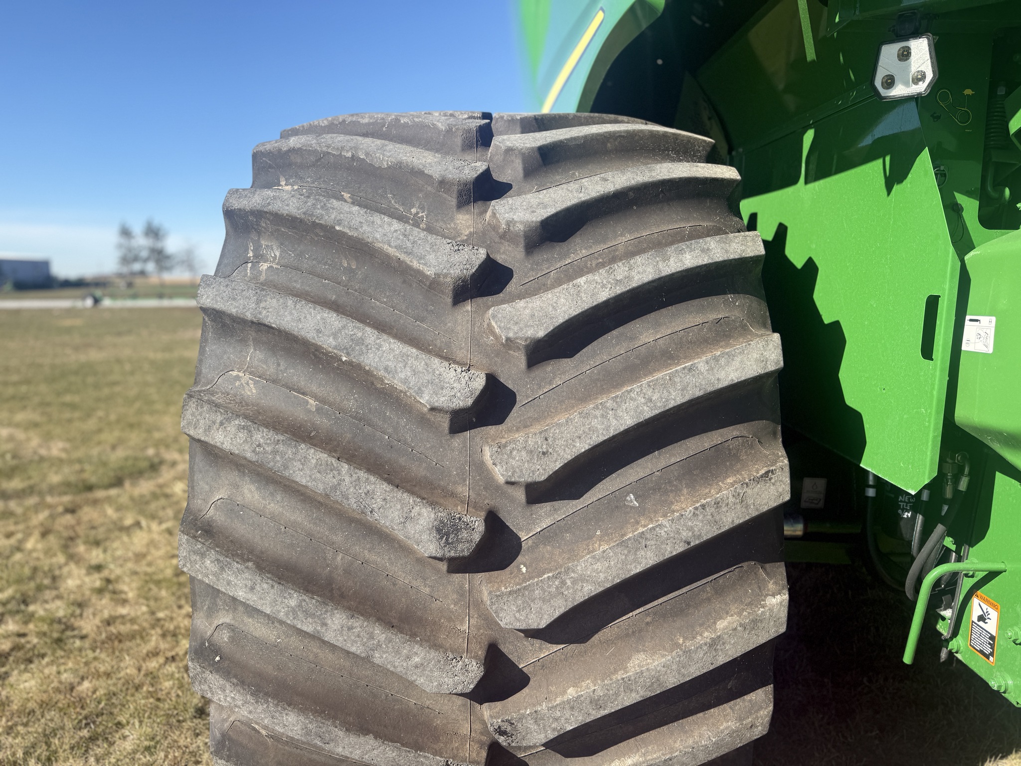 2024 John Deere S780 Image 16