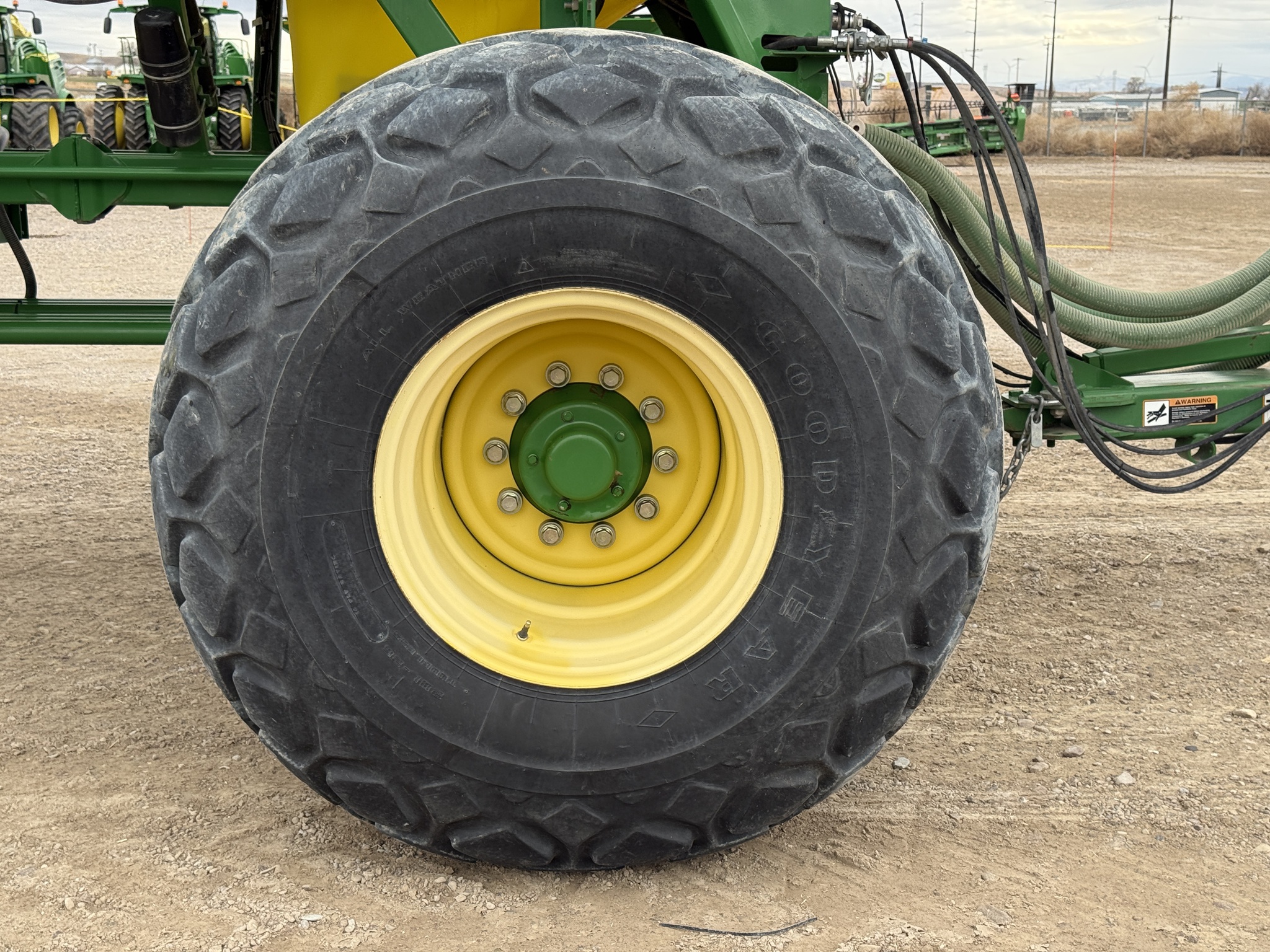 2010 John Deere 1910 Image 18