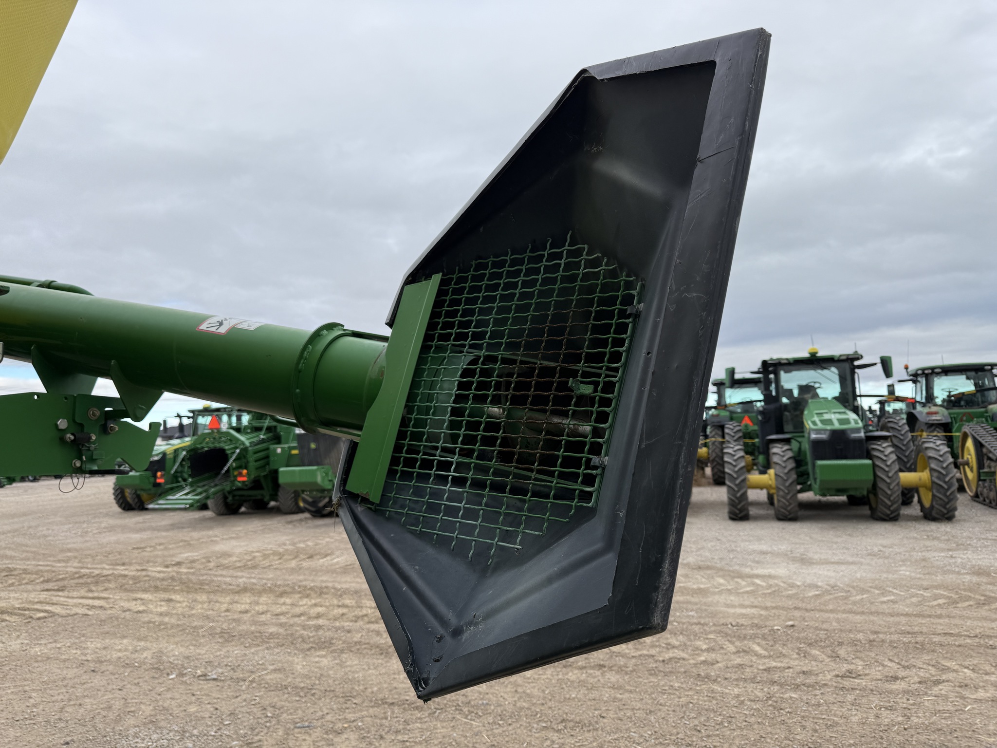 2010 John Deere 1910 Image 25