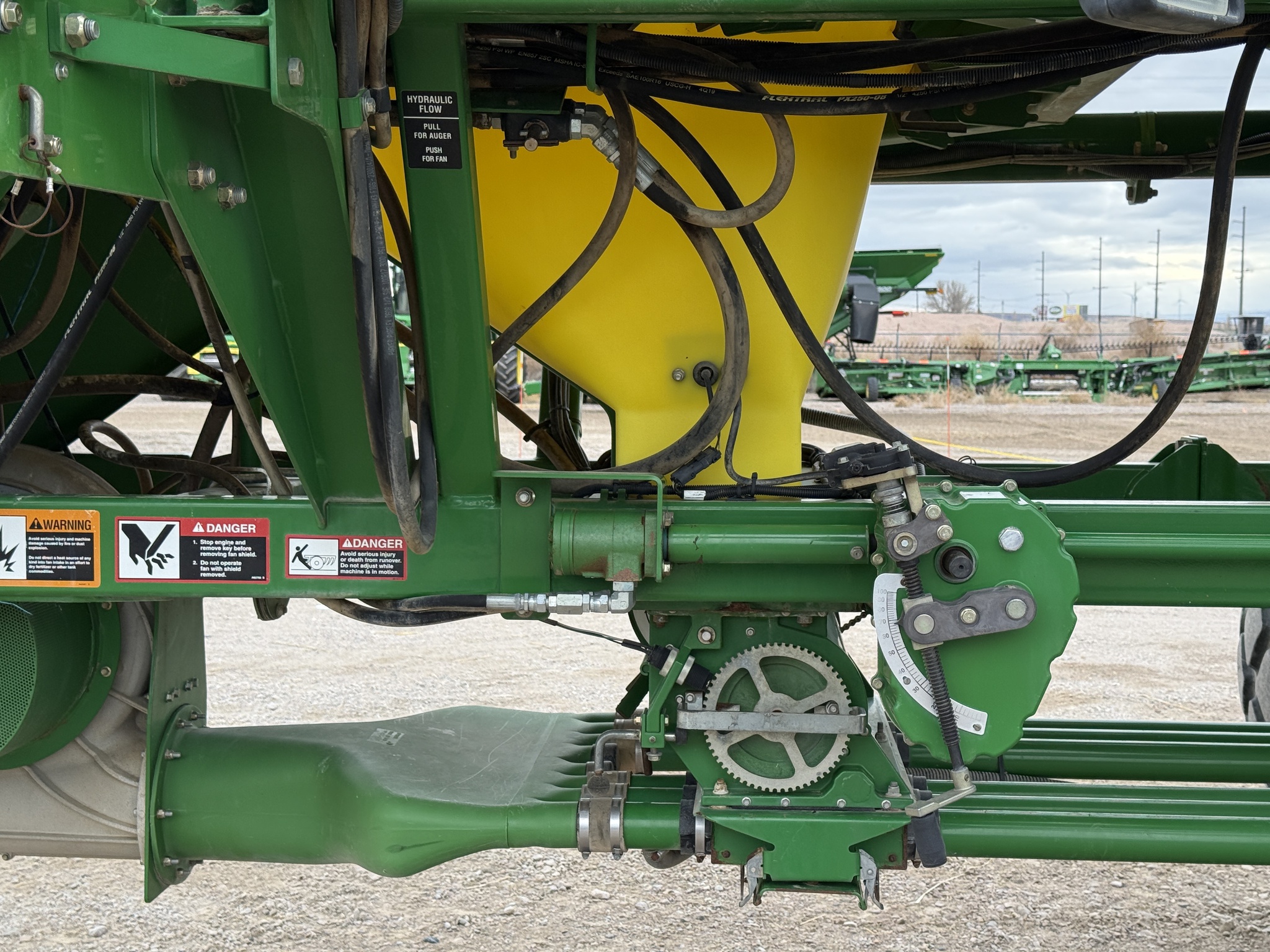 2010 John Deere 1910 Image 22