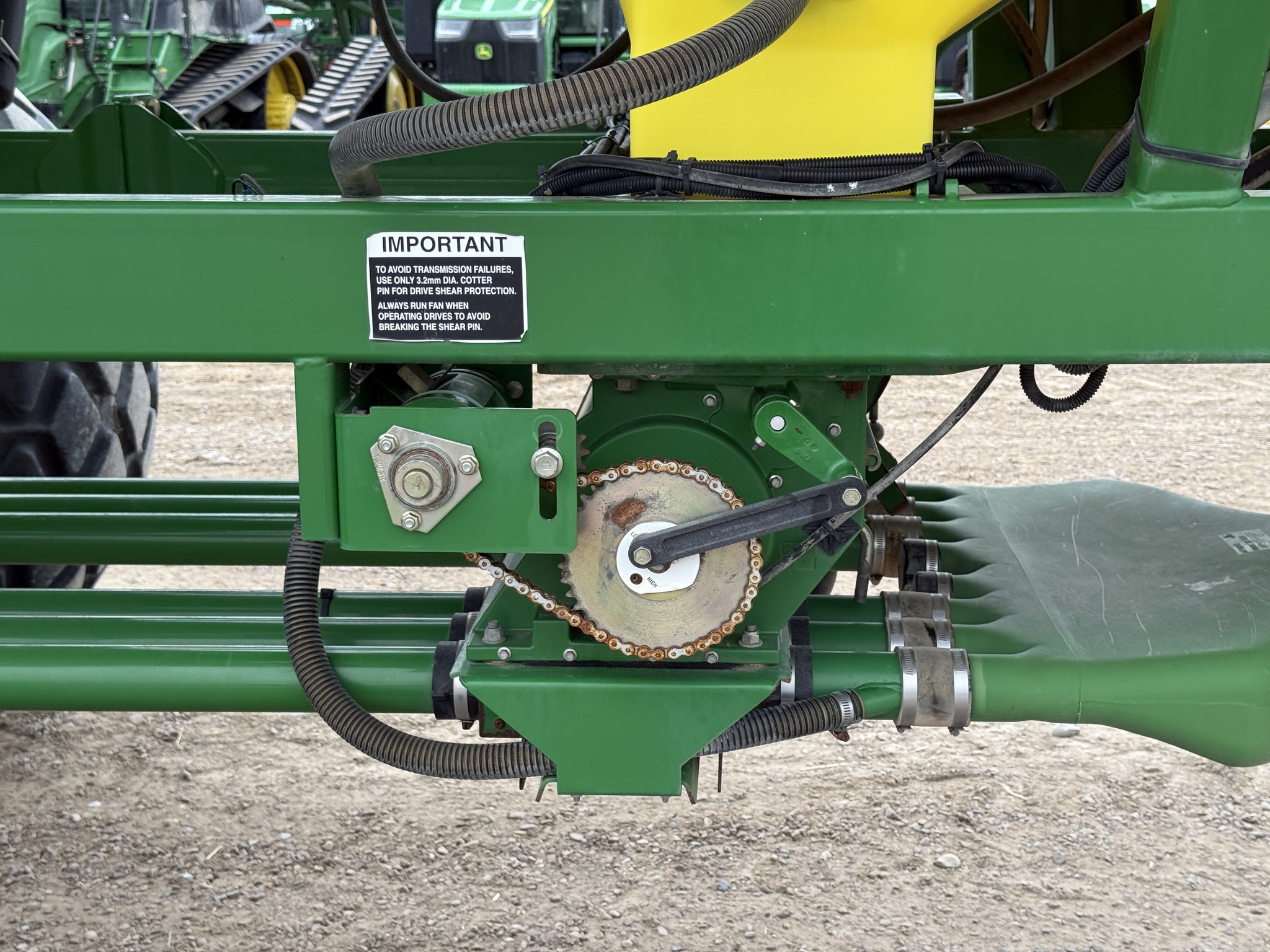 2010 John Deere 1910 Image 24