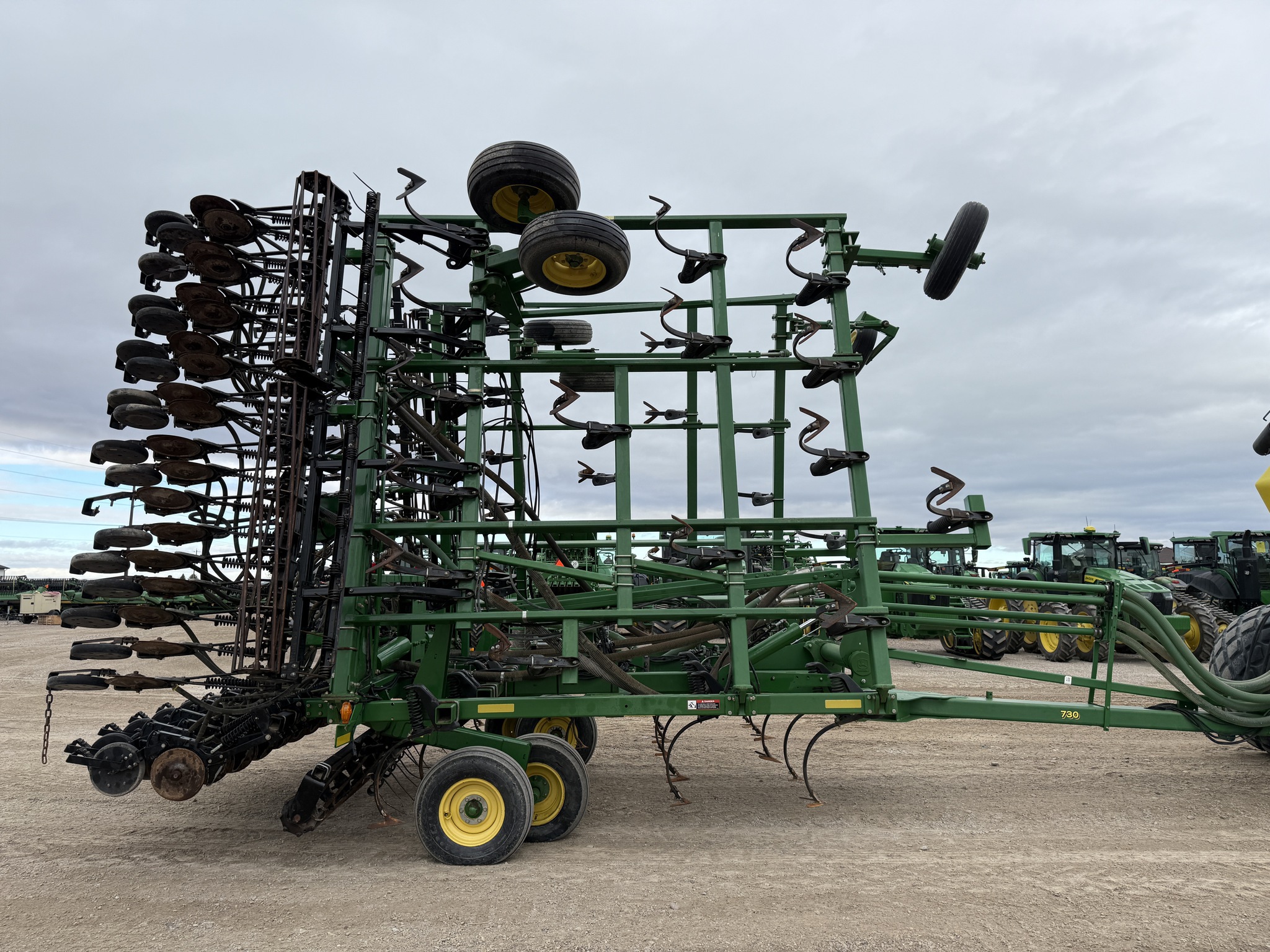 2010 John Deere 1910/730 Image 33