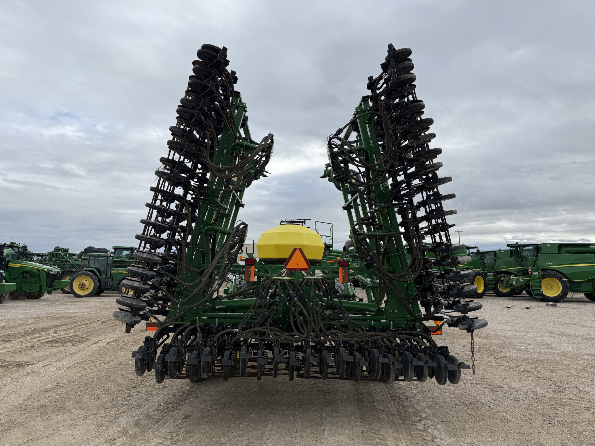 2010 John Deere 1910/730 Image 35