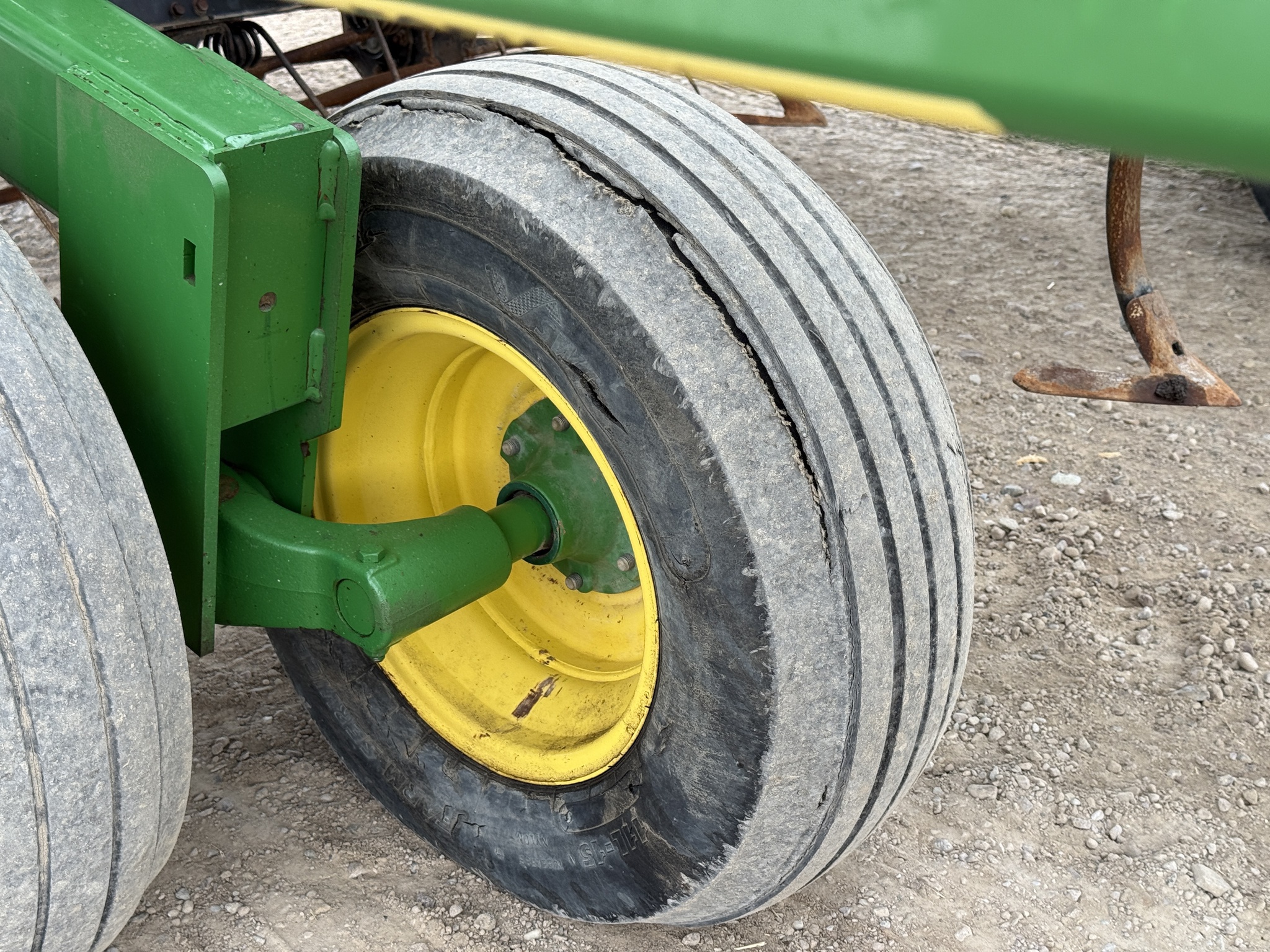 2010 John Deere 1910/730 Image 47