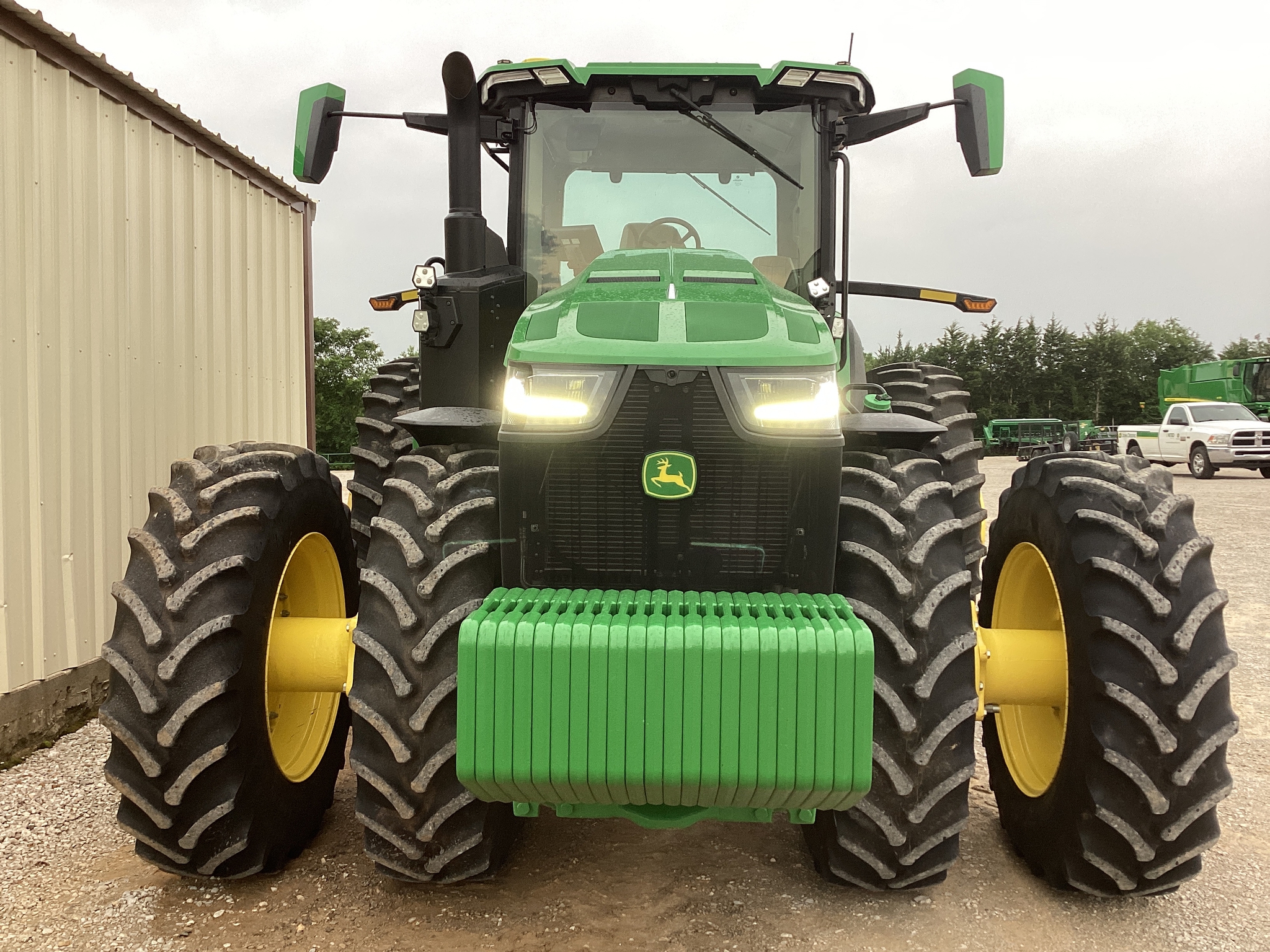 2024 John Deere 8R 310 Image 3