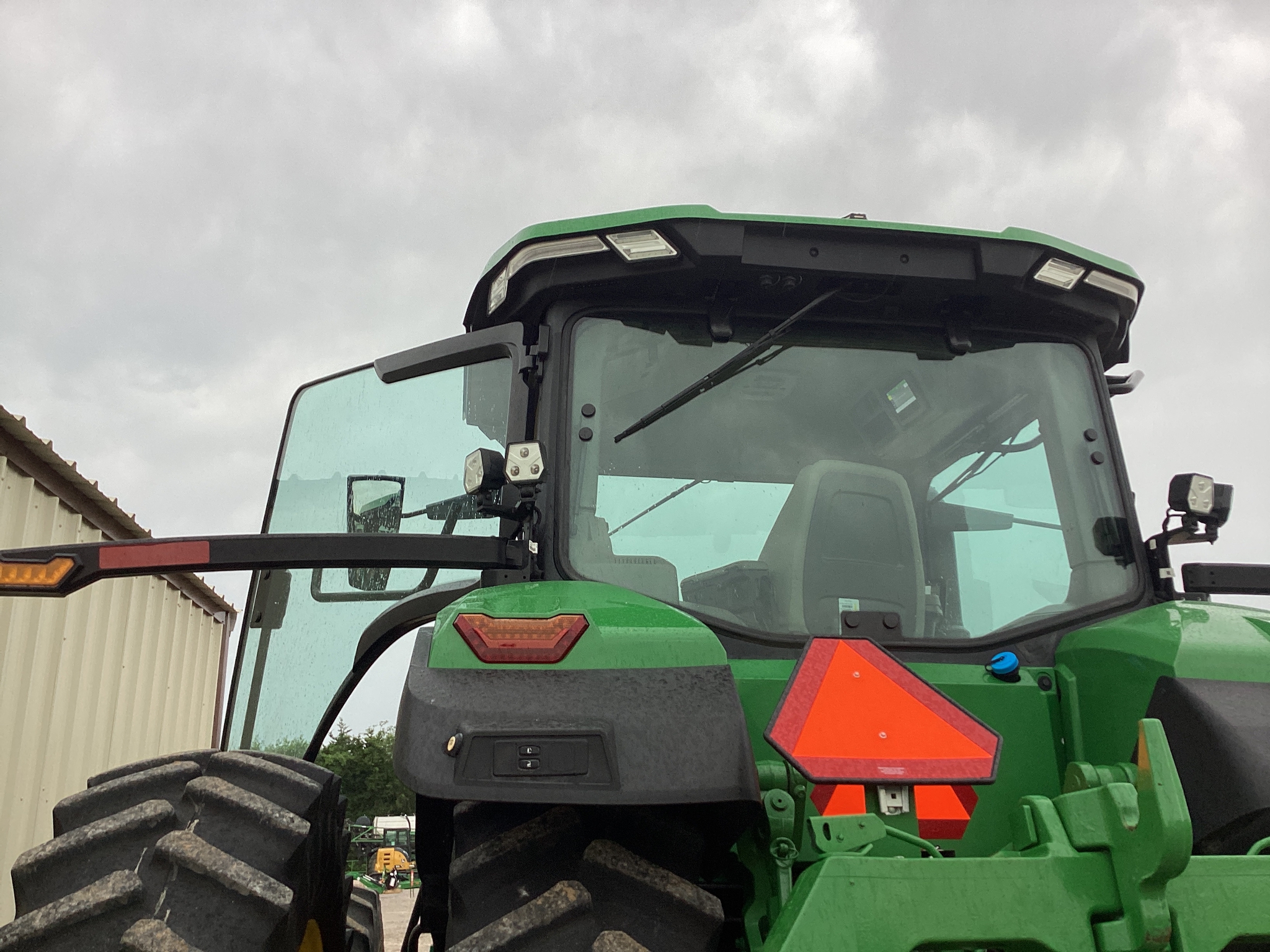 2024 John Deere 8R 310 Image 31