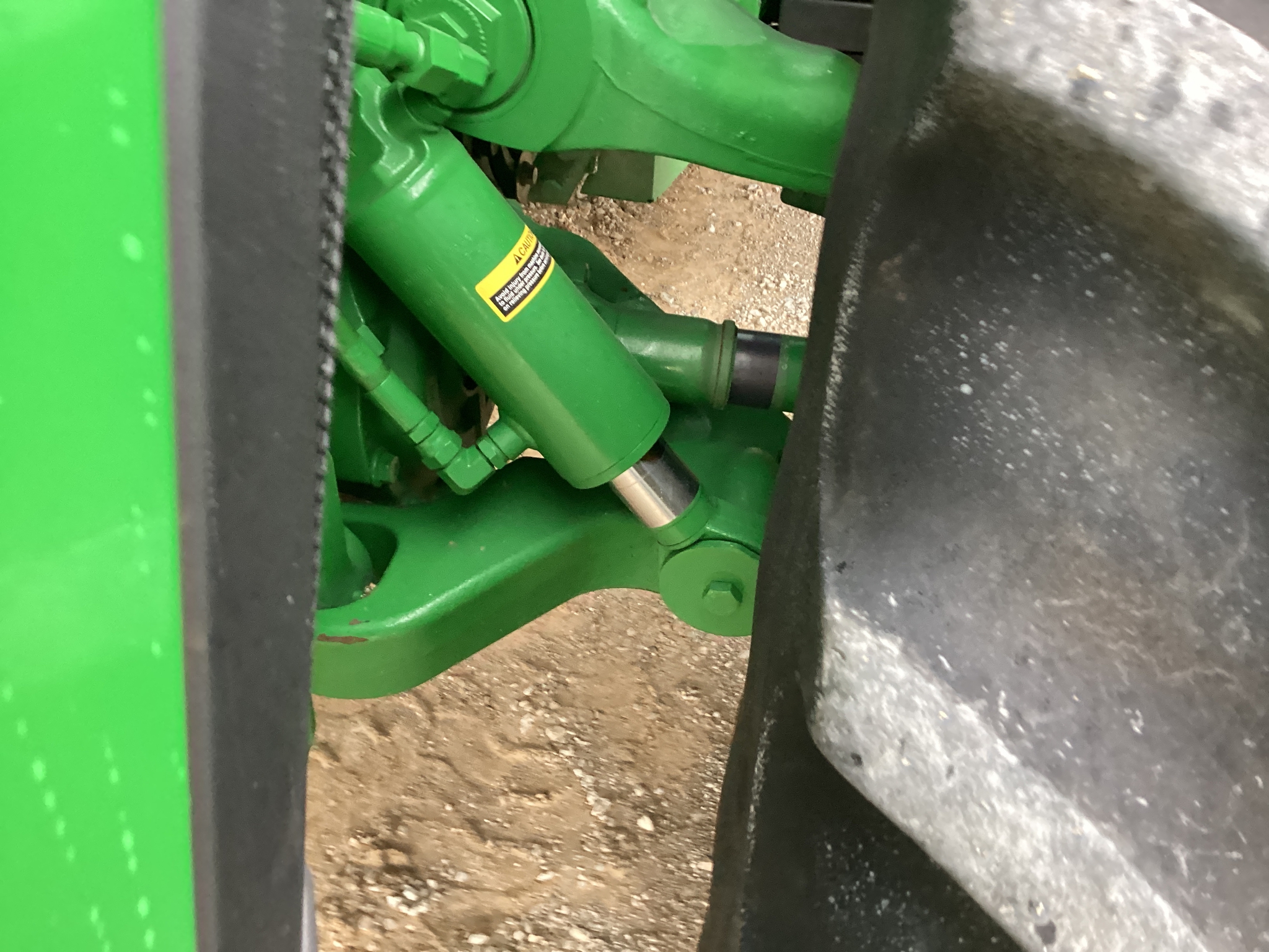 2024 John Deere 8R 310 Image 40