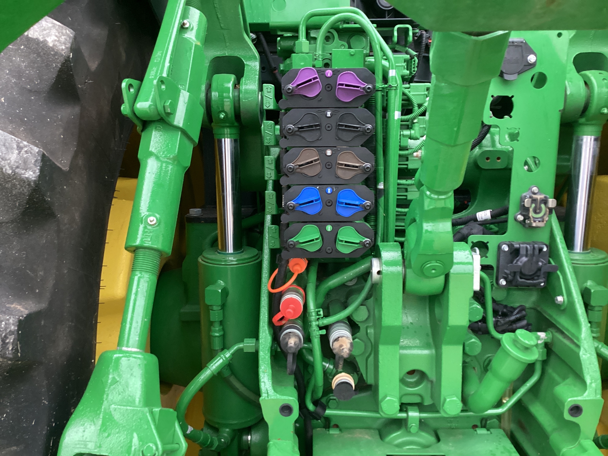 2024 John Deere 8R 310 Image 33