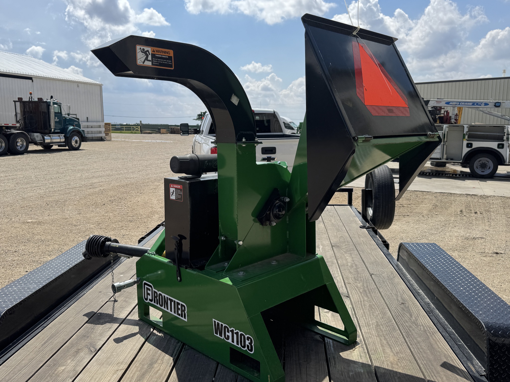  2017 Frontier WC1103 at Heritage Tractor in Mendota, IL