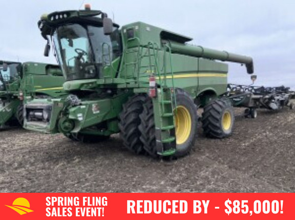 John-Deere S780