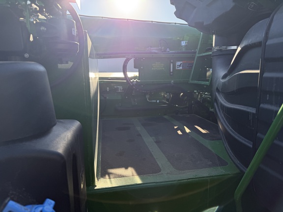 2024 John Deere S790 - Photo39