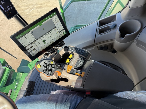 2024 John Deere S790 - Photo48