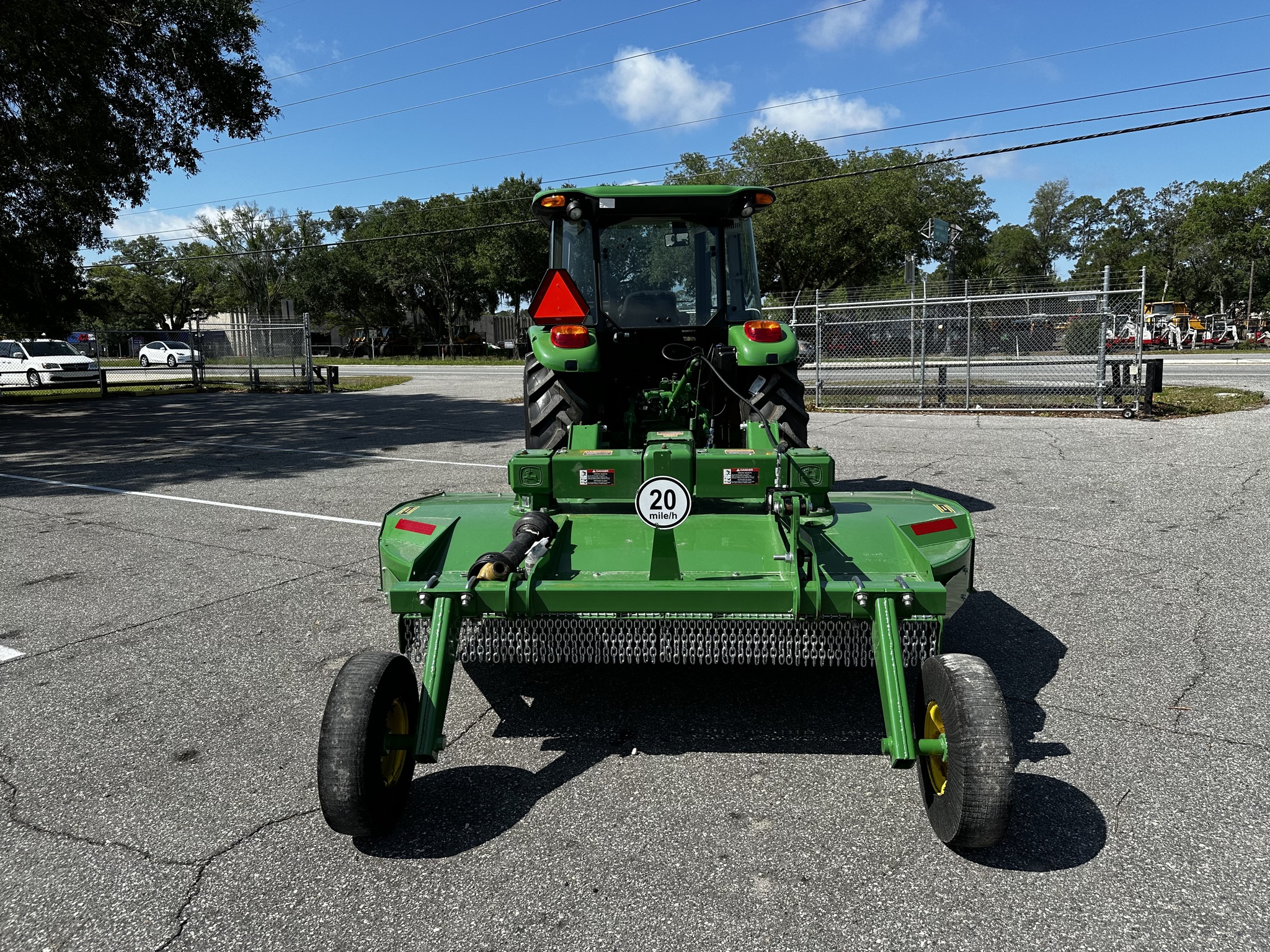 2025 John Deere 5067E Image 5