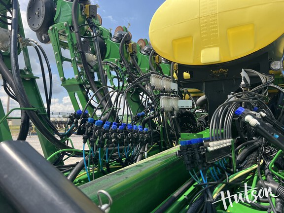Photo of 2020 John Deere 1795