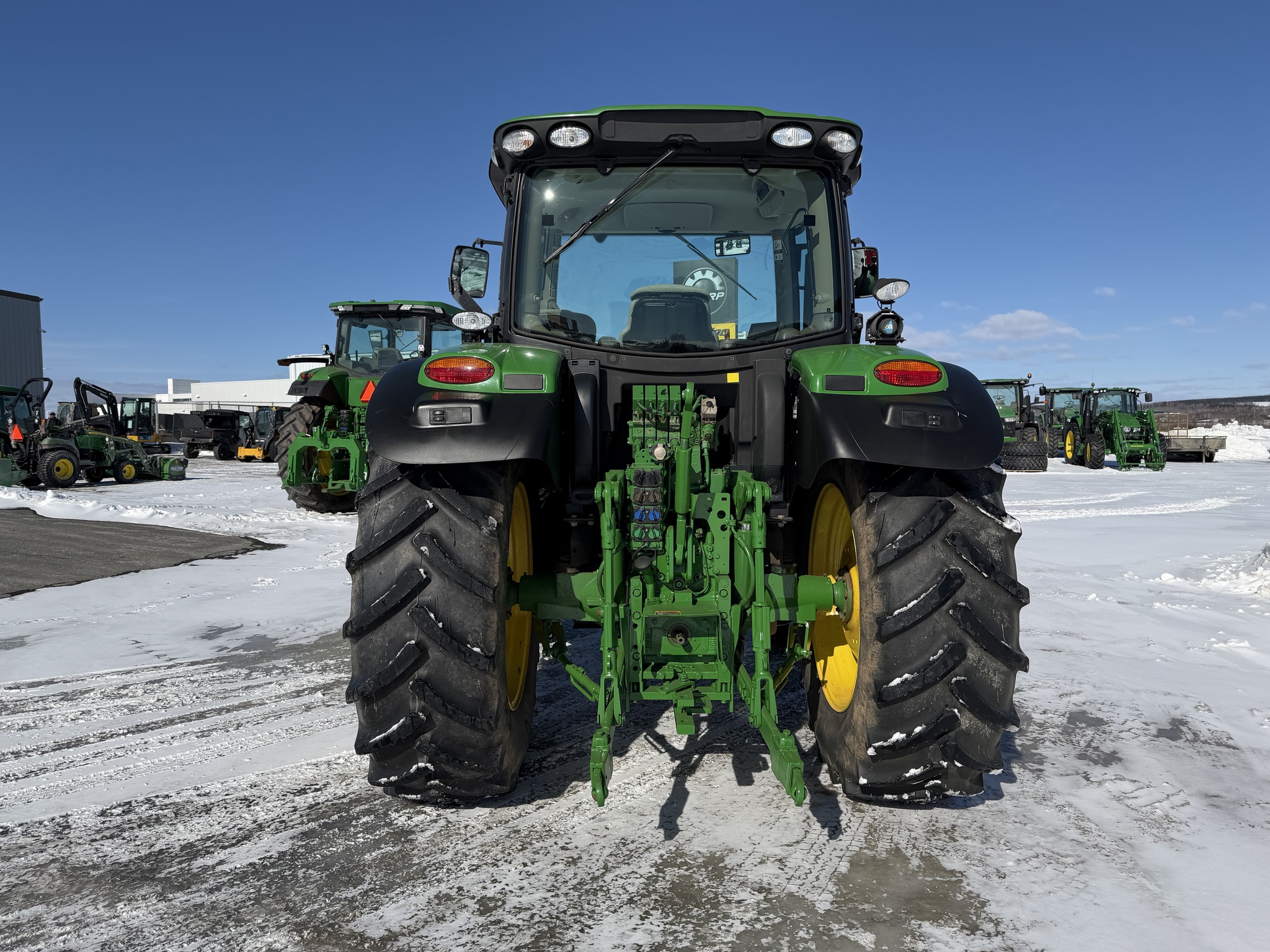 2018 John Deere 6130R Image 4