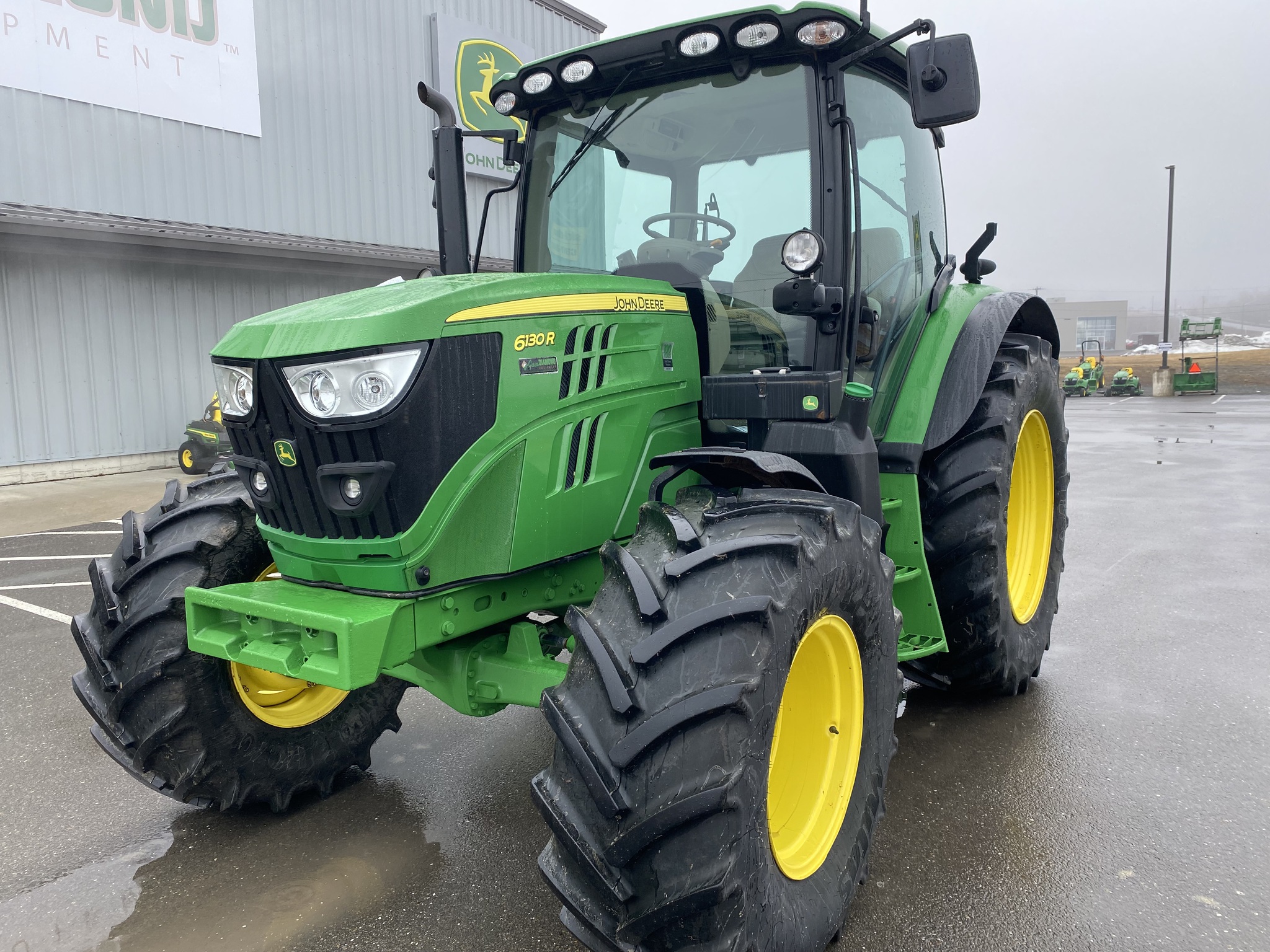 2018 John Deere 6130R Image 1