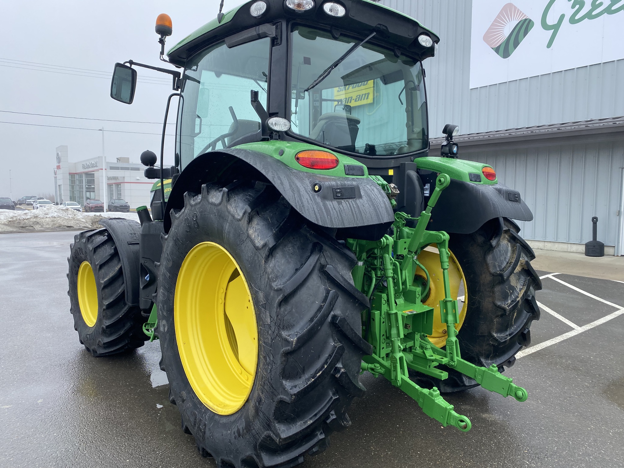 2018 John Deere 6130R Image 17