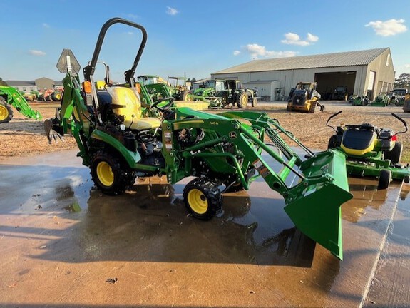 2024 John Deere 1025R Photo 2