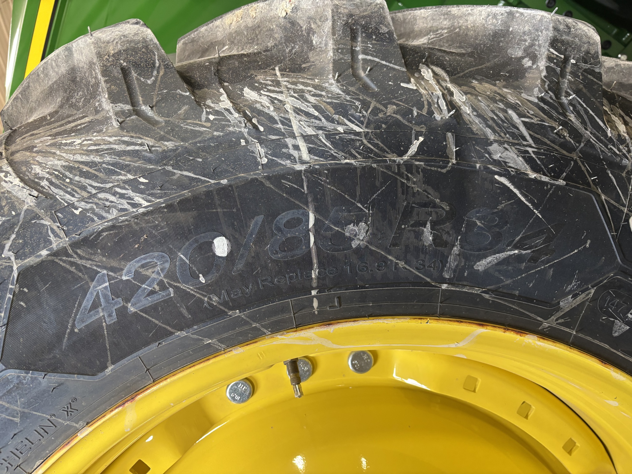 Used 2024 John Deere 8R 370 Row Crop Tractors at Koenig Equipment in Greensburg, IN - PhotoXL8