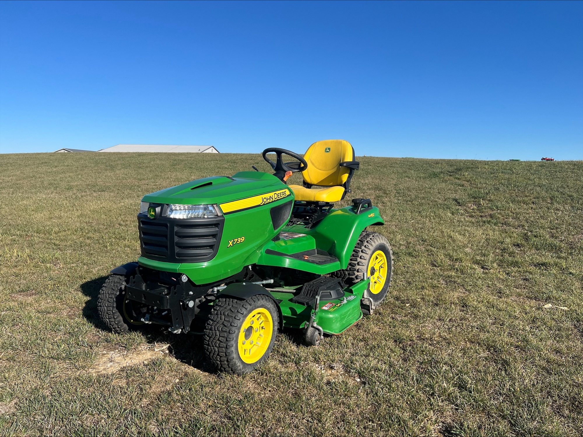 2023 John Deere X739 Image 2