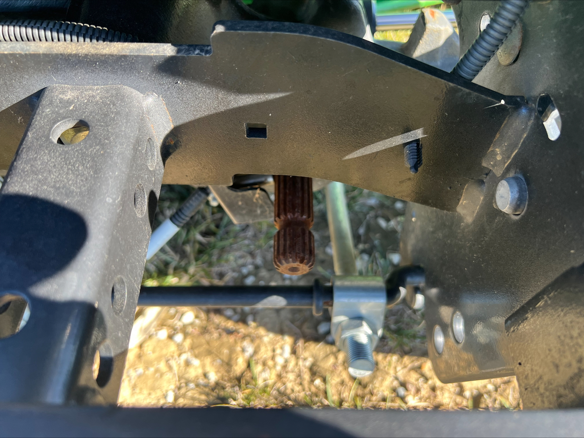 2023 John Deere X739 Image 10