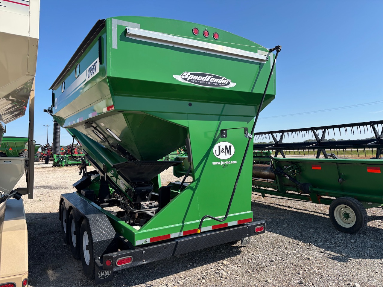  2017 J&M 375ST at Heritage Tractor in Streator, IL