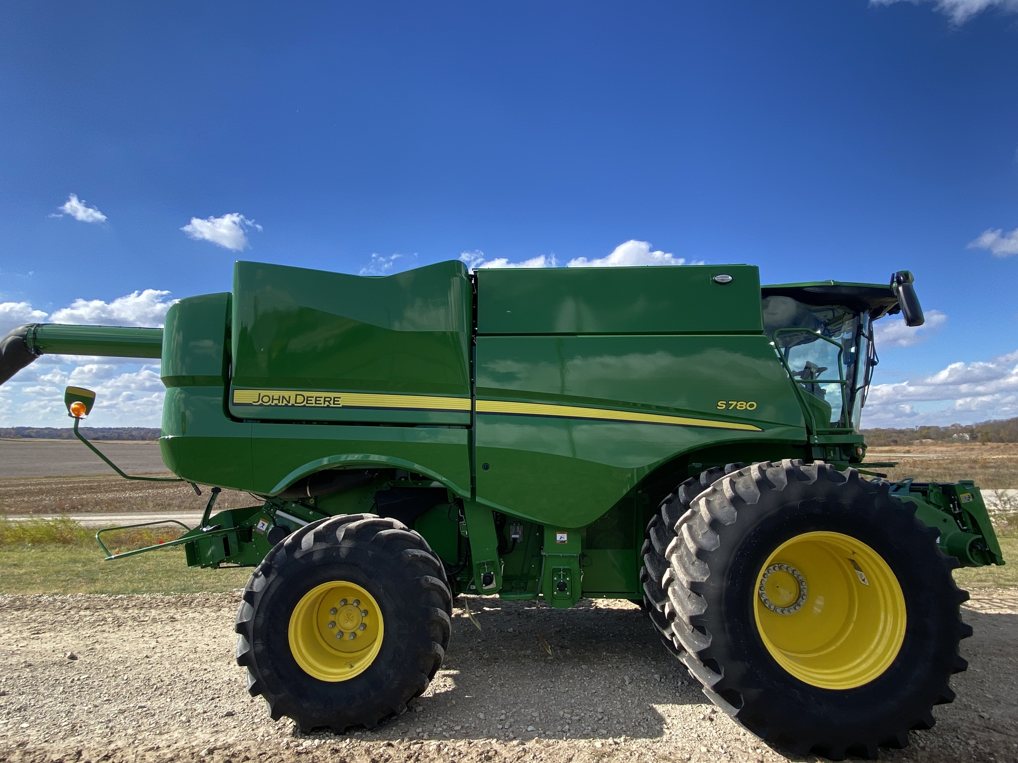 2024 John Deere S780 Image 4