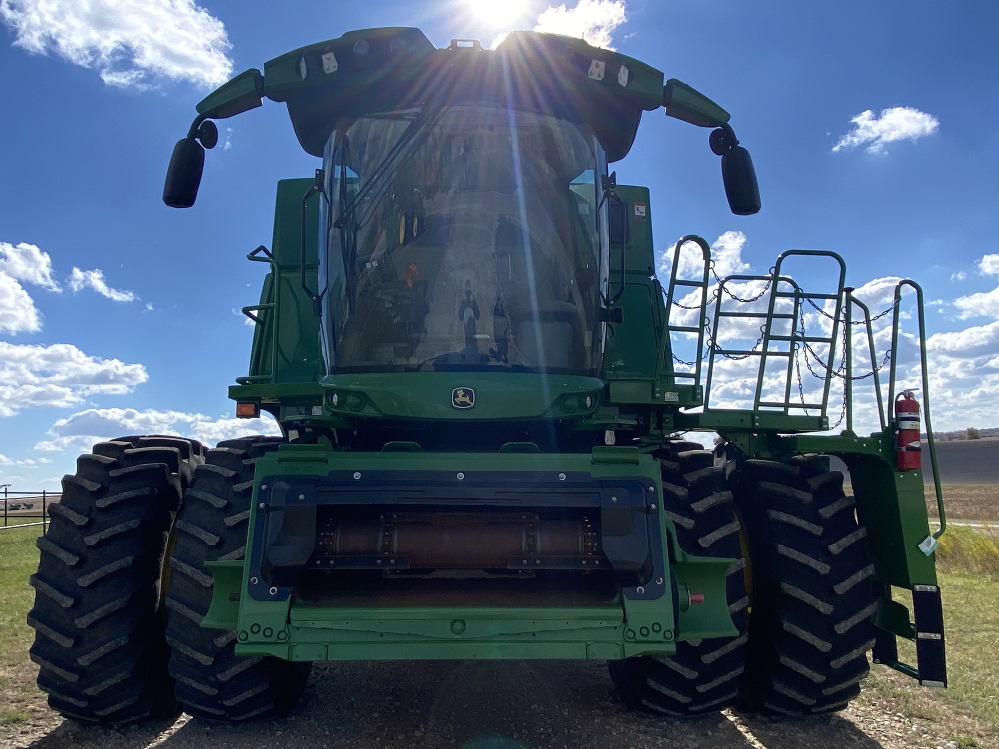 2024 John Deere S780 Image 2