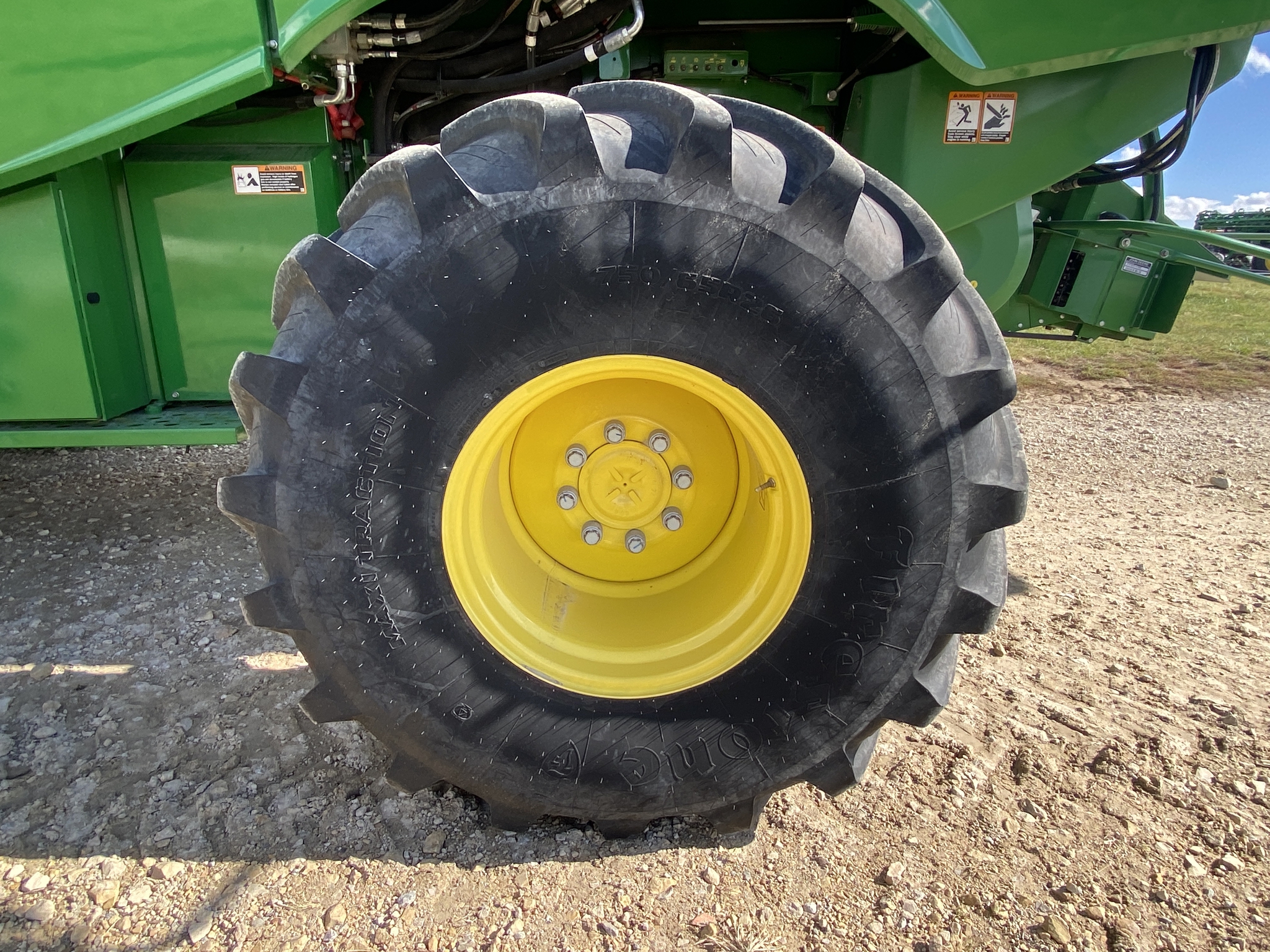 2024 John Deere S780 Image 15