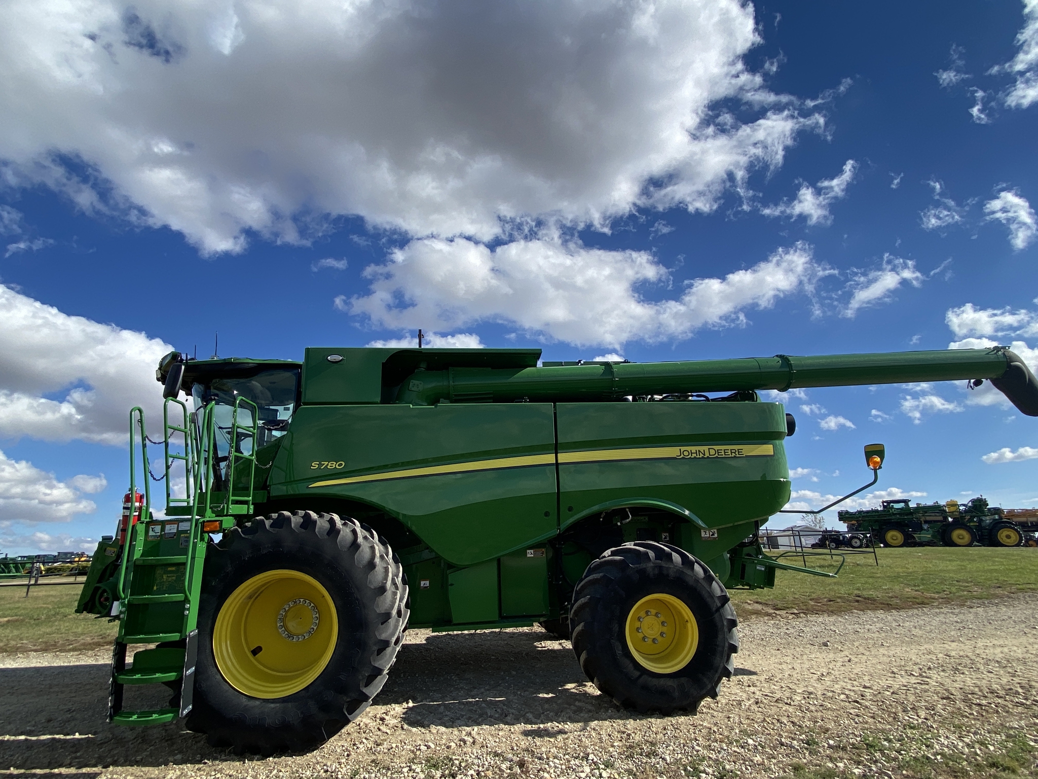 2024 John Deere S780 Image 10
