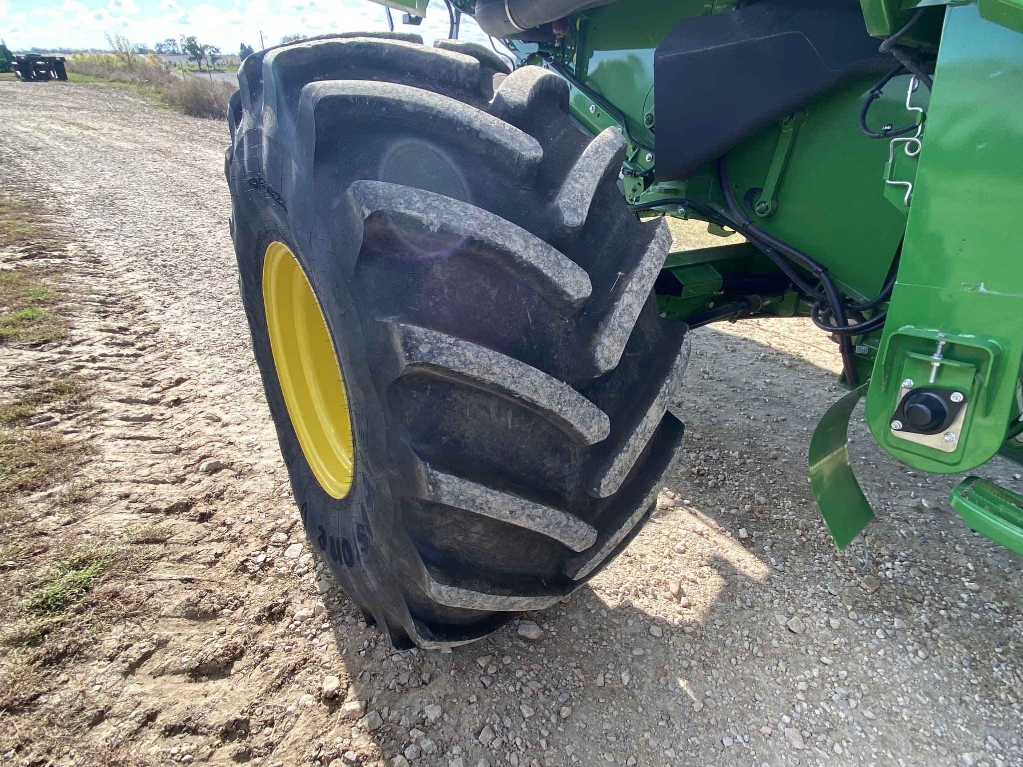 2024 John Deere S780 Image 18