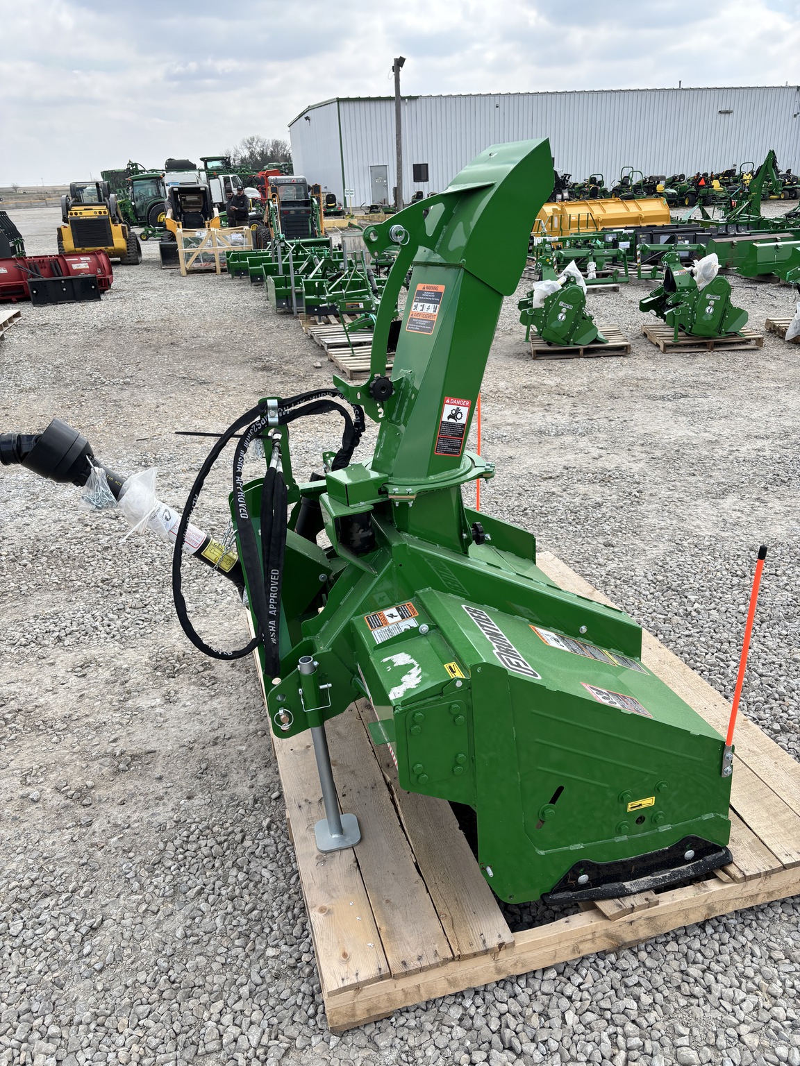 2024 Frontier SB1164P Image 1