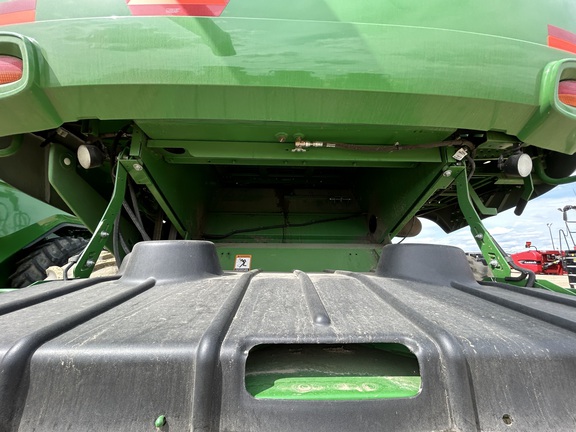 Used 2018 John Deere S780 Combines at Horizon Ag & Turf in Lloydminster, AB - Photo9