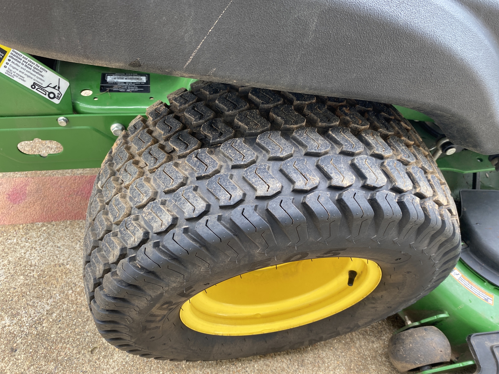 2024 John Deere Z930M Image 23