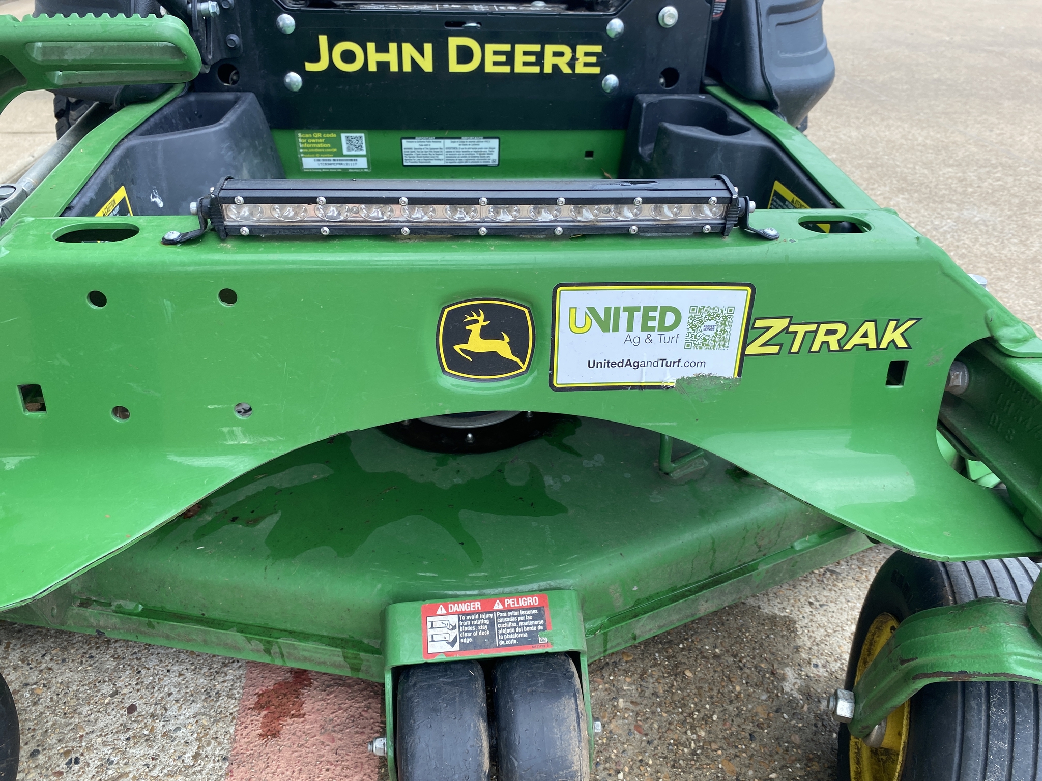 2024 John Deere Z930M Image 13
