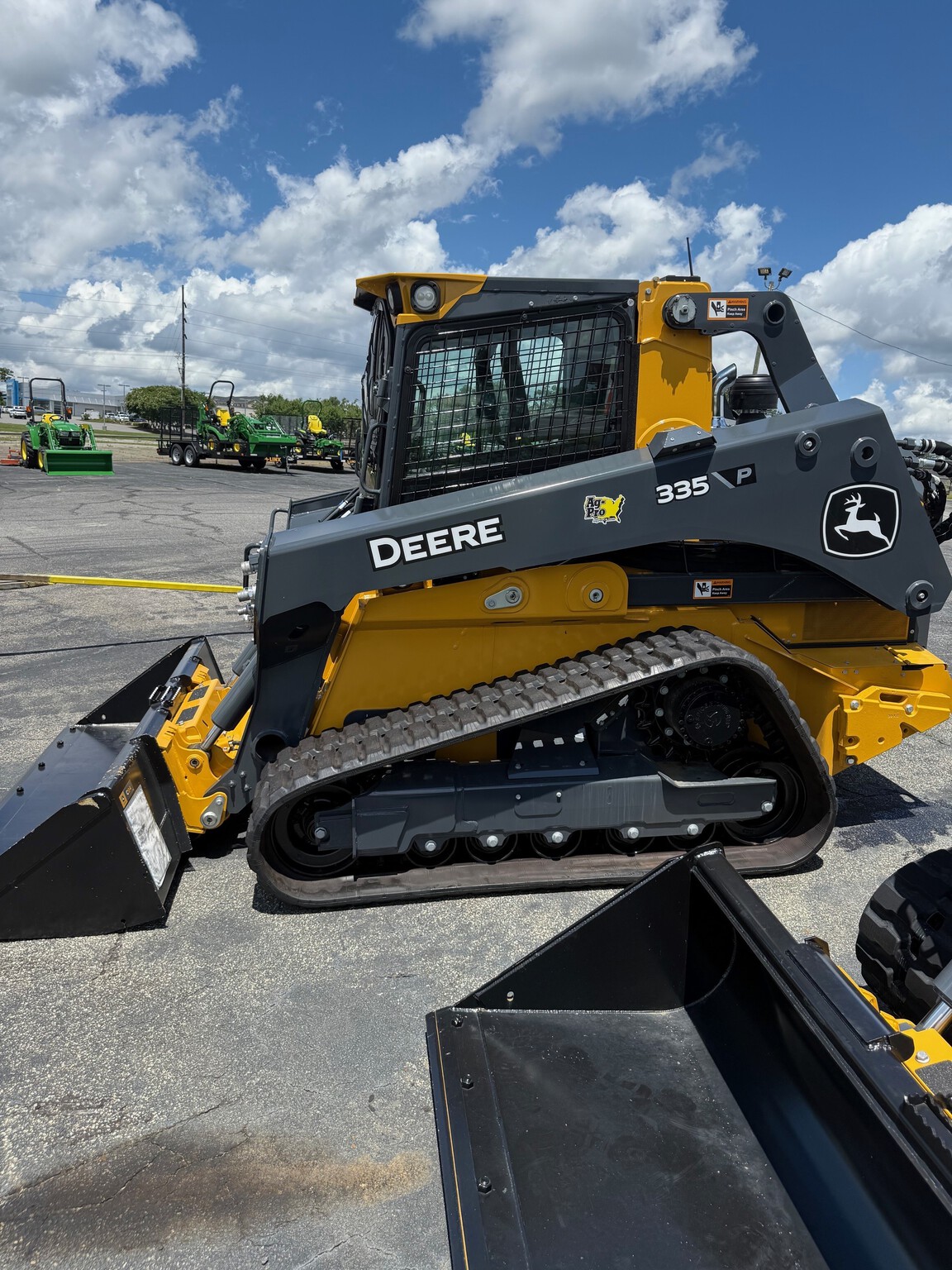 2025 John Deere 335 P Image 1