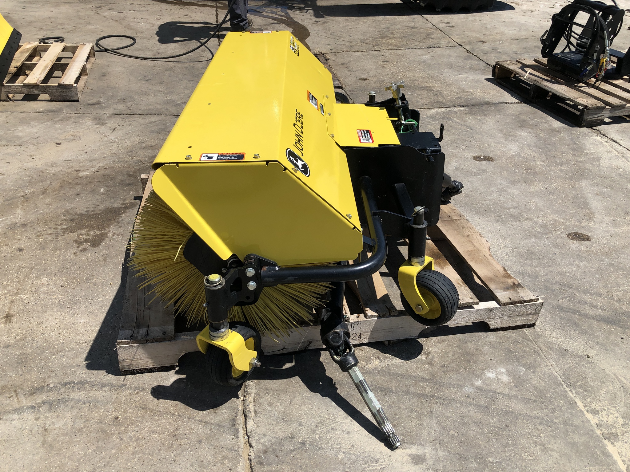 2017 John Deere 52 Image 2