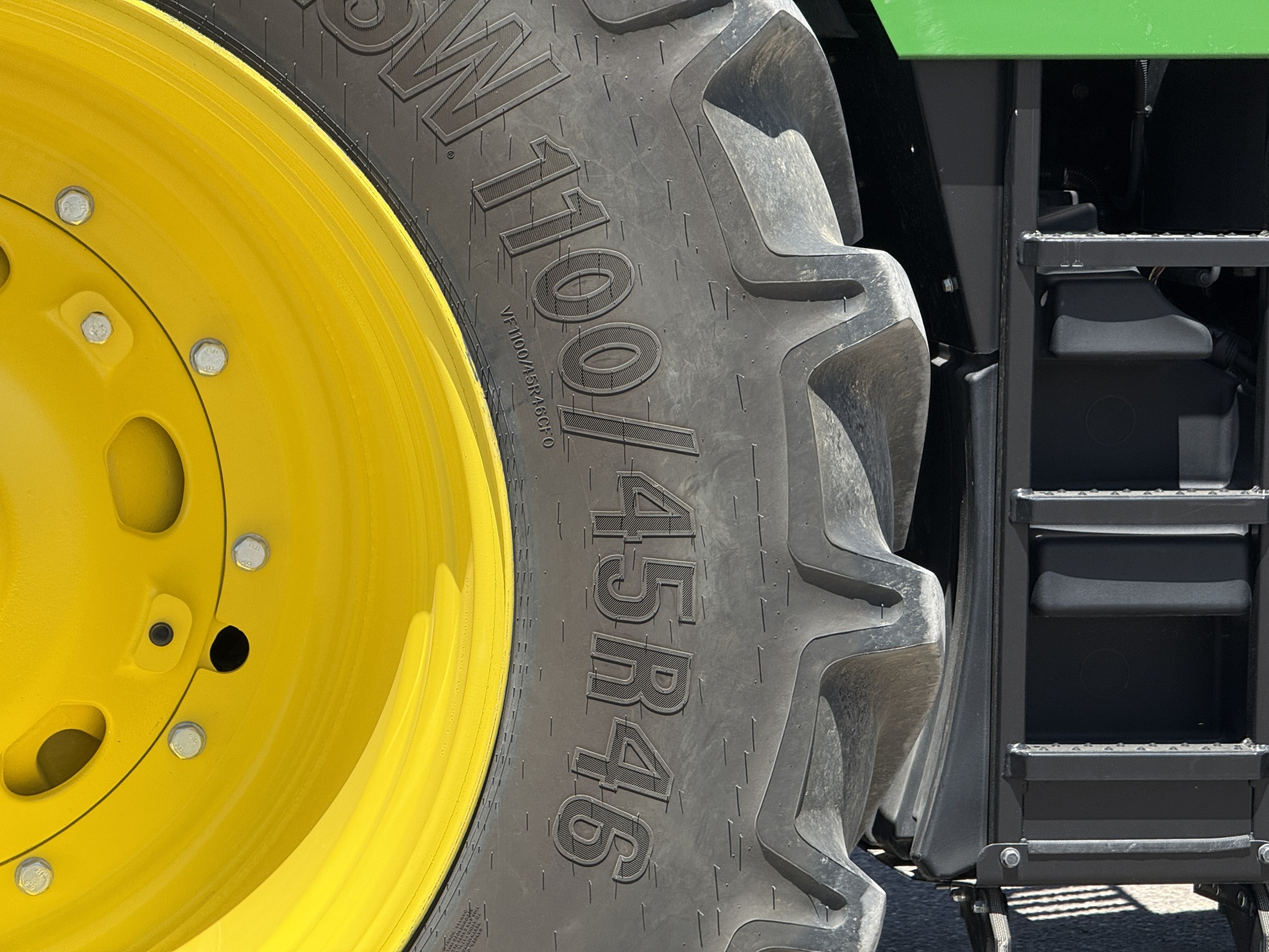 2024 John Deere 8R 410 Image 42