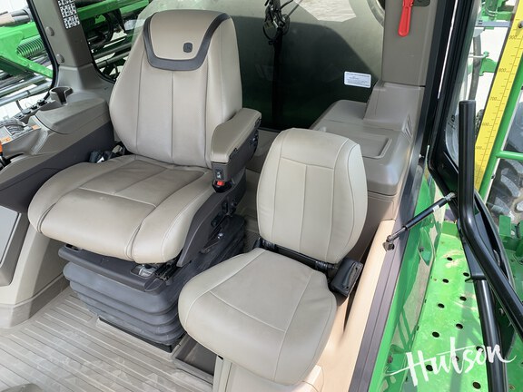 Photo of 2025 John Deere 410R