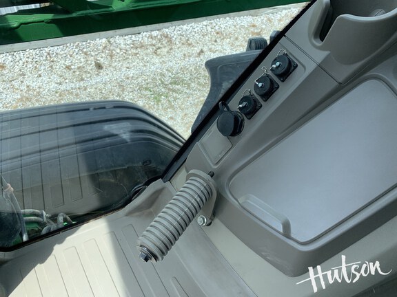 Photo of 2025 John Deere 410R