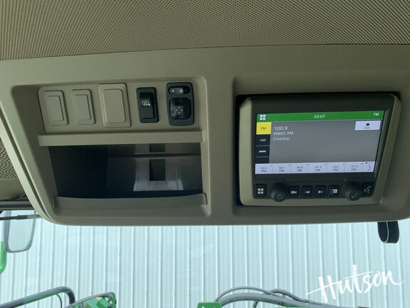 Photo of 2025 John Deere 410R