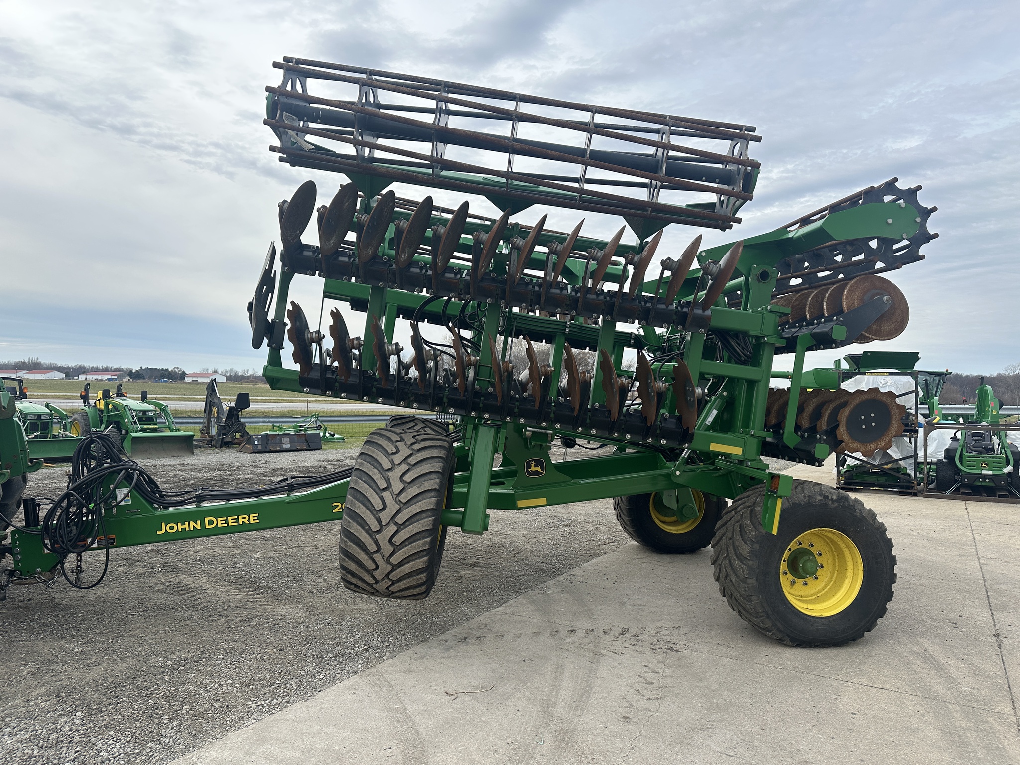 2024 John Deere 2680H Image 3