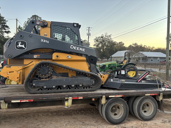 2020 John Deere 331G Photo 4
