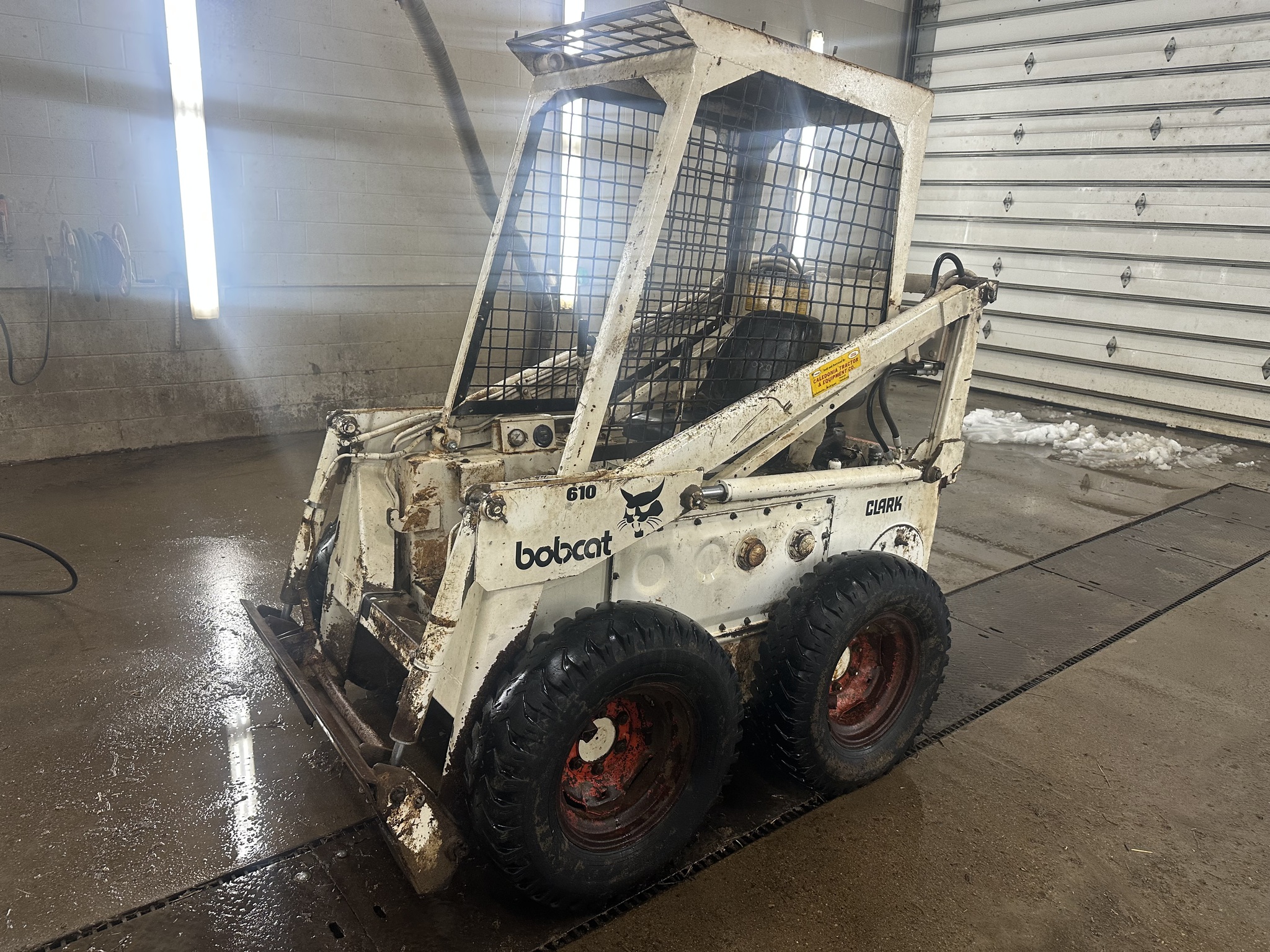 1974 Bobcat 610 Image 1