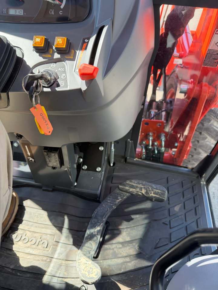 2022 Kubota MX6000 Image 16