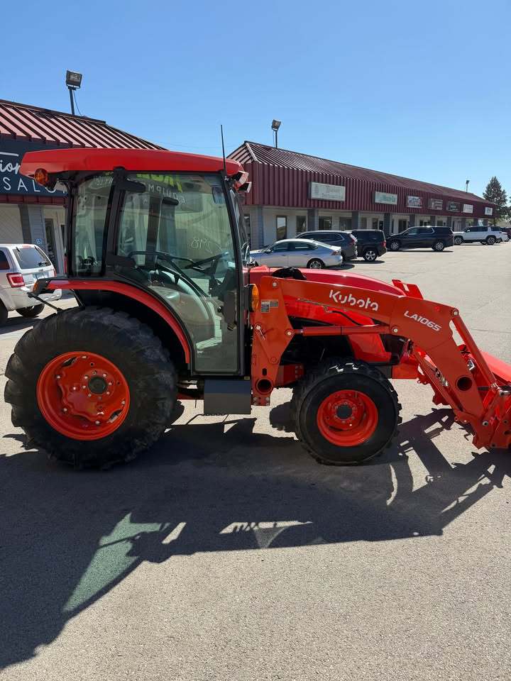 2022 Kubota MX6000 Image 5