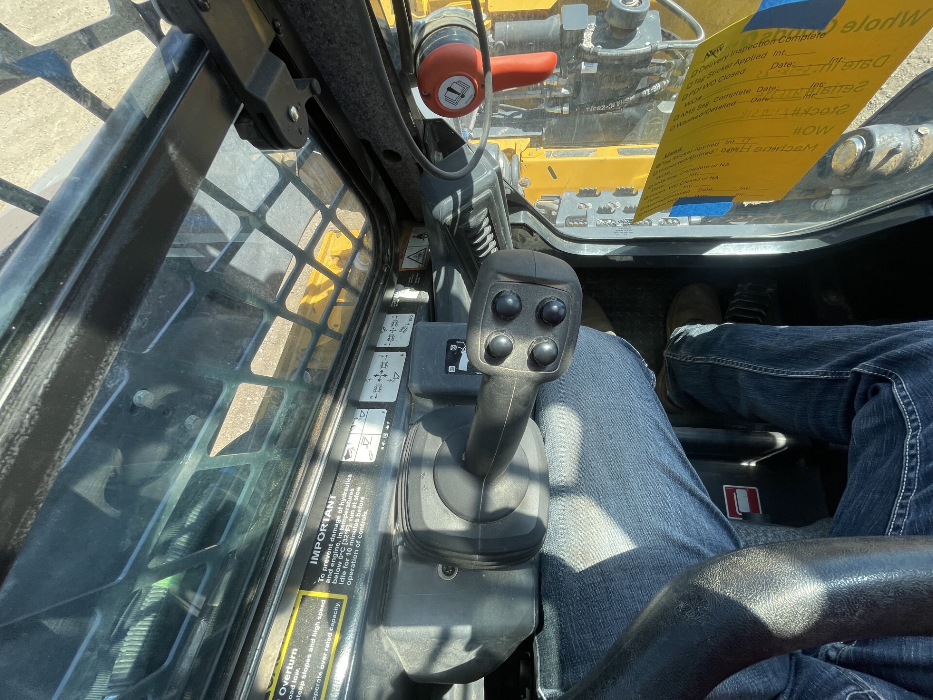 2022 John Deere 333G Image 21