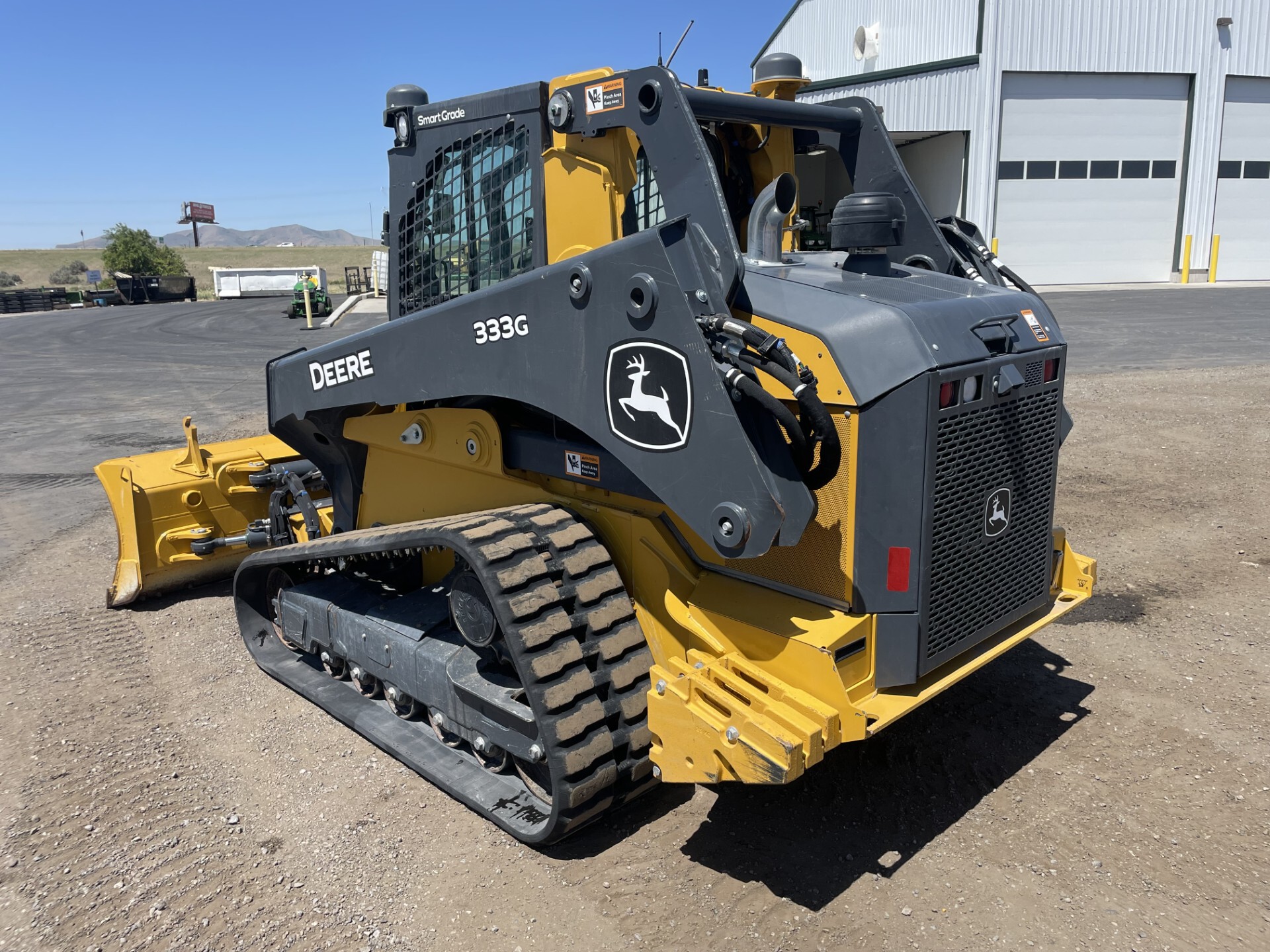 2022 John Deere 333G Image 7