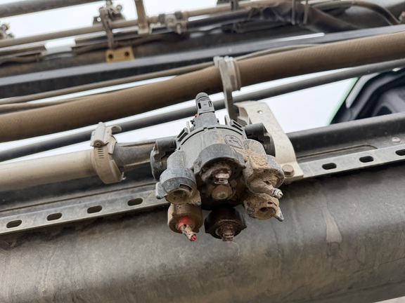 2023 John Deere 616R - Photo33