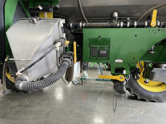 2023 John Deere 616R - Photo10